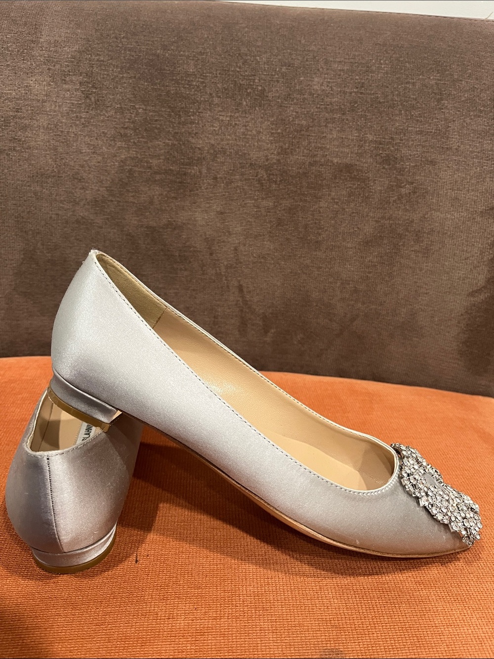 Manolo Blahnik Silver Satin Crystal-Embellished Flats size 37